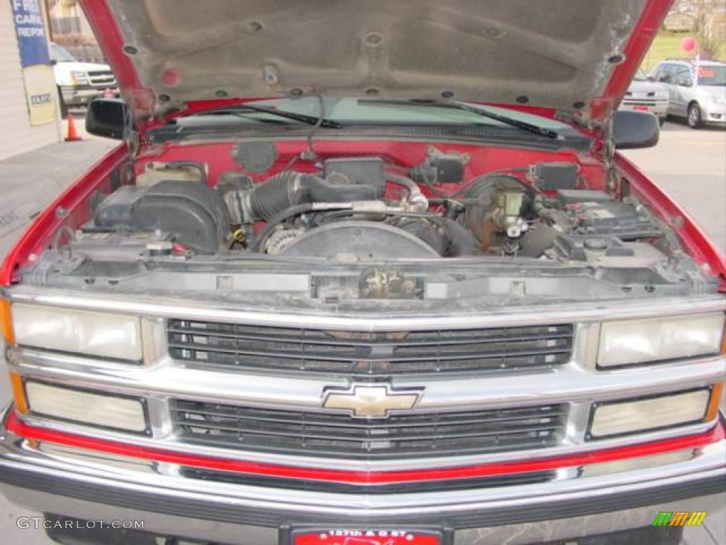 1996 Tahoe LT 4x4 - Victory Red / Gray photo #12