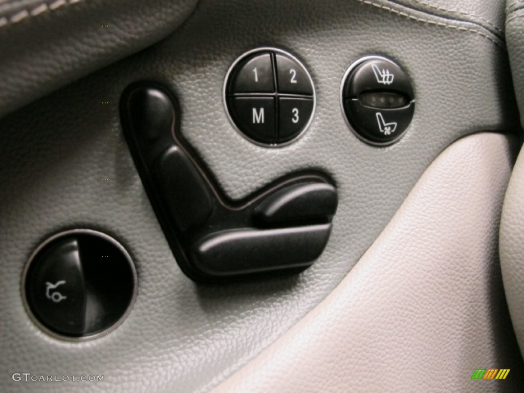 2005 Mercedes-Benz SL 55 AMG Roadster Controls Photo #73341213