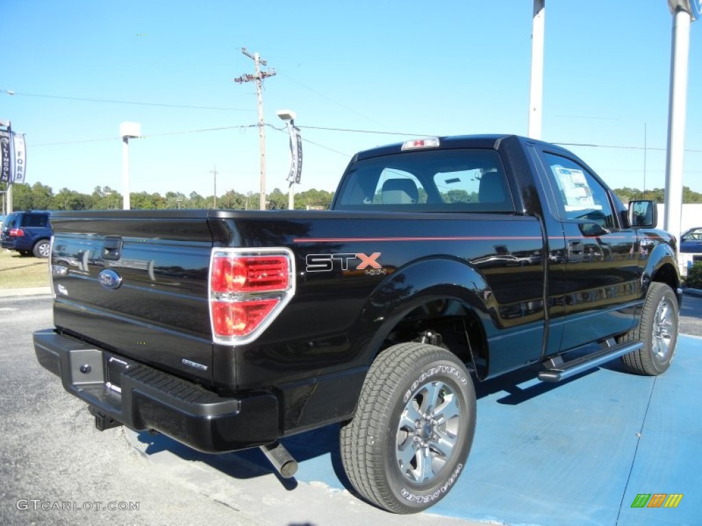 2013 F150 STX Regular Cab 4x4 - Tuxedo Black Metallic / Steel Gray photo #3