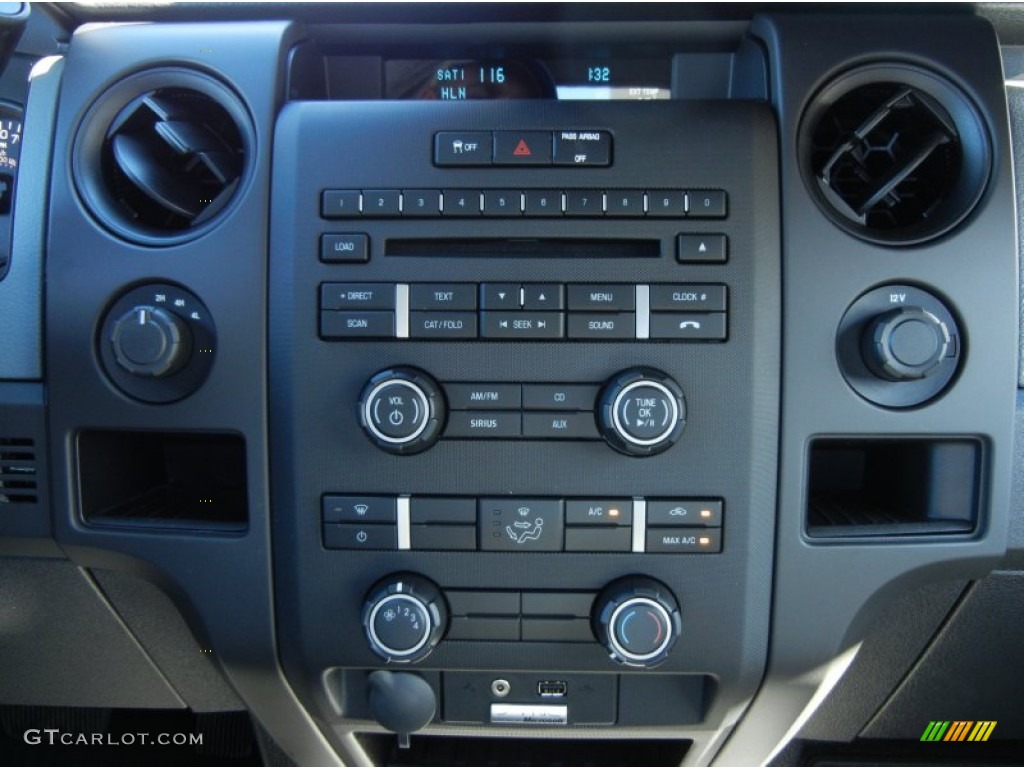 2013 Ford F150 STX Regular Cab 4x4 Controls Photo #73351691