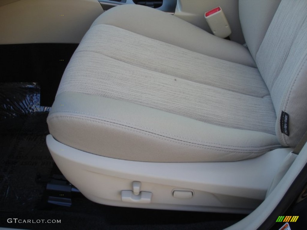 2013 Outback 2.5i Premium - Twilight Blue Metallic / Ivory photo #2