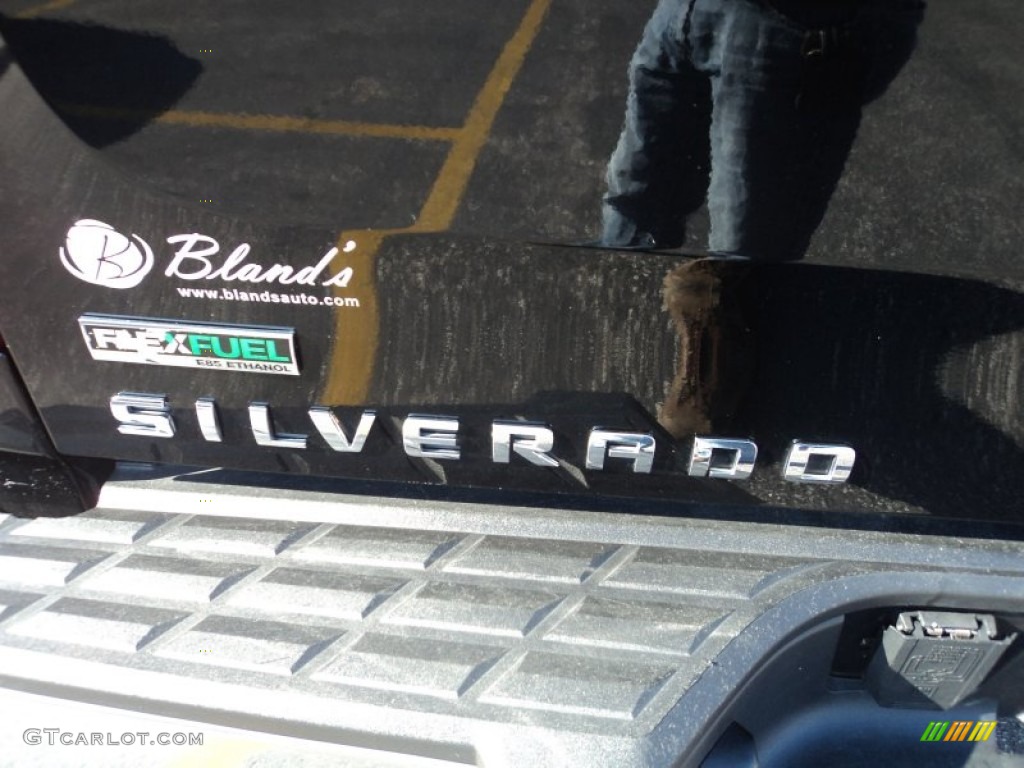 2011 Silverado 1500 Regular Cab 4x4 - Black / Dark Titanium photo #27