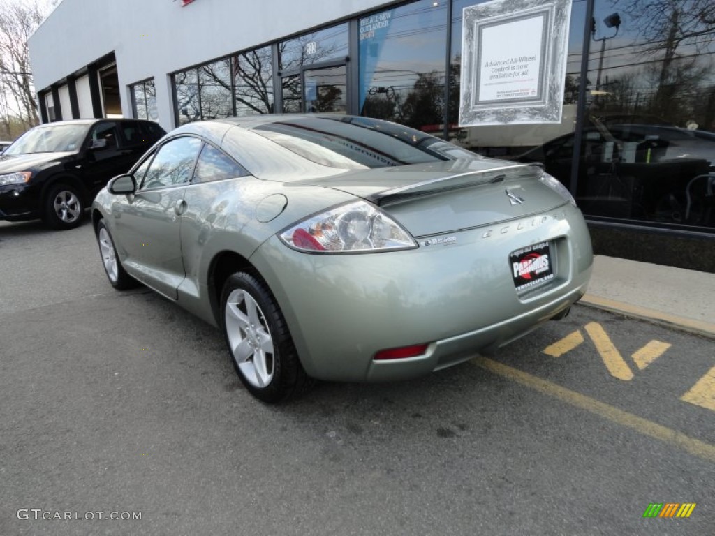 2008 Eclipse GS Coupe - Optimist Green Metallic / Dark Charcoal photo #4
