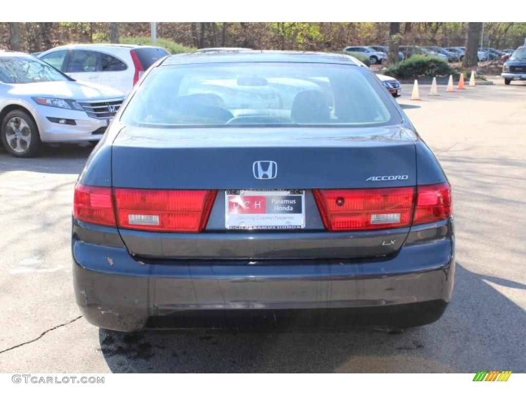 2005 Accord DX Sedan - Graphite Pearl / Gray photo #6