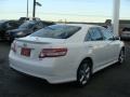 Super White - Camry SE Photo No. 4