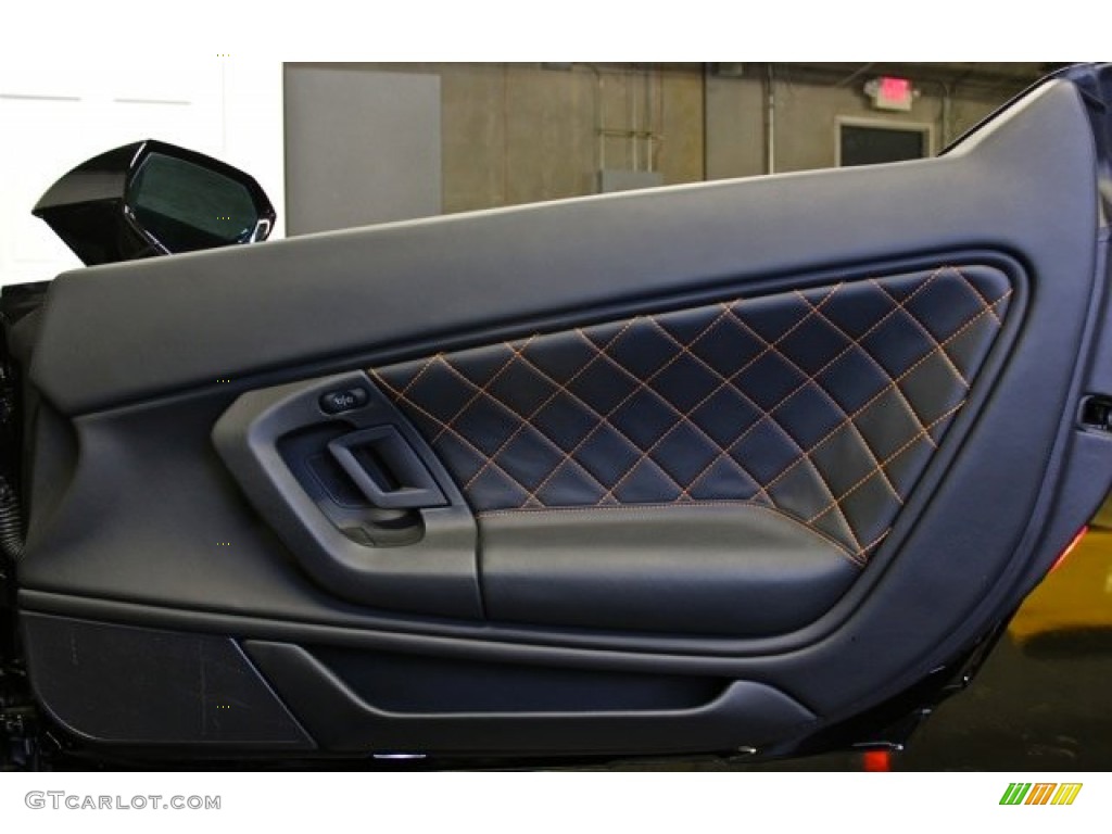 2010 Lamborghini Gallardo LP560-4 Spyder Door Panel Photos