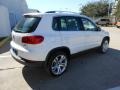 Candy White - Tiguan SEL 4Motion Photo No. 7