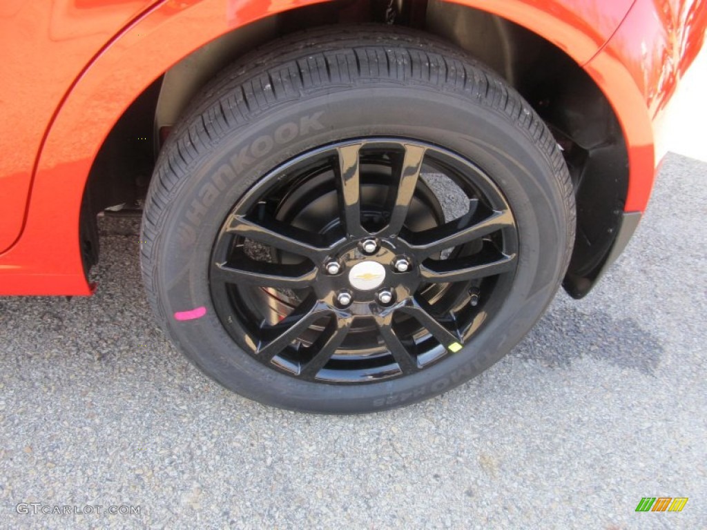 2013 Chevrolet Sonic LT Hatch Wheel Photo #73365254