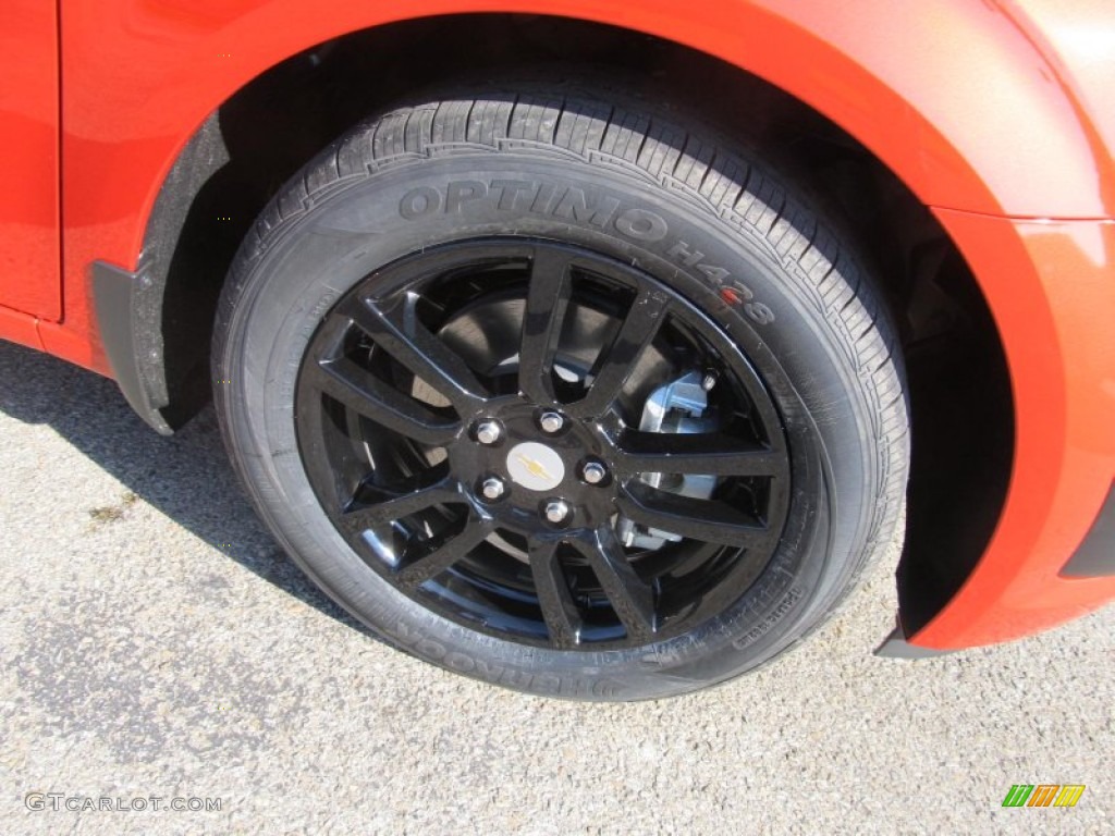 2013 Chevrolet Sonic LT Hatch Wheel Photo #73365404