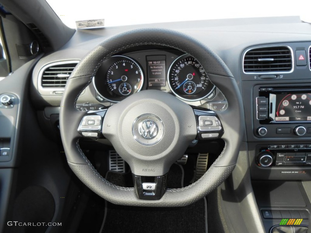 2013 Volkswagen Golf R 2 Door 4Motion Steering Wheel Photos