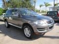 2010 Alaska Gray Metallic Volkswagen Touareg VR6 FSI 4XMotion  photo #7