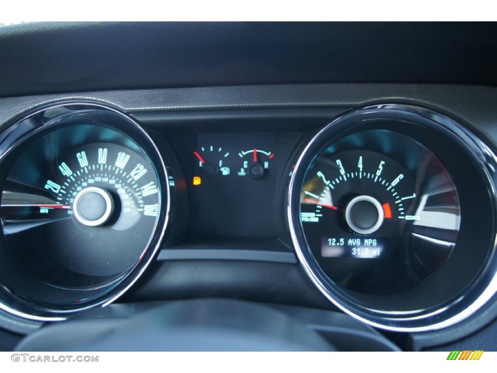 2013 Ford Mustang V6 Coupe Gauges Photo #73370842