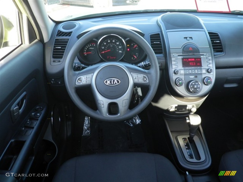 2010 Kia Soul + Black Soul Logo Cloth Dashboard Photo #73372777