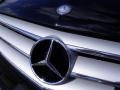 Black - R 350 4Matic Photo No. 6
