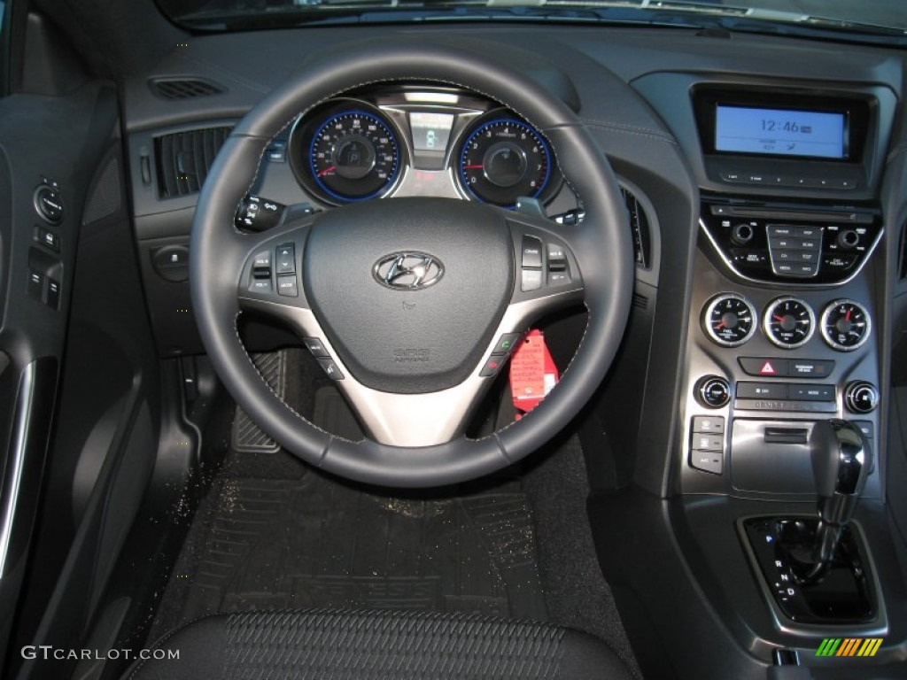 2013 Hyundai Genesis Coupe 2.0T Black Cloth Steering Wheel Photo #73376764