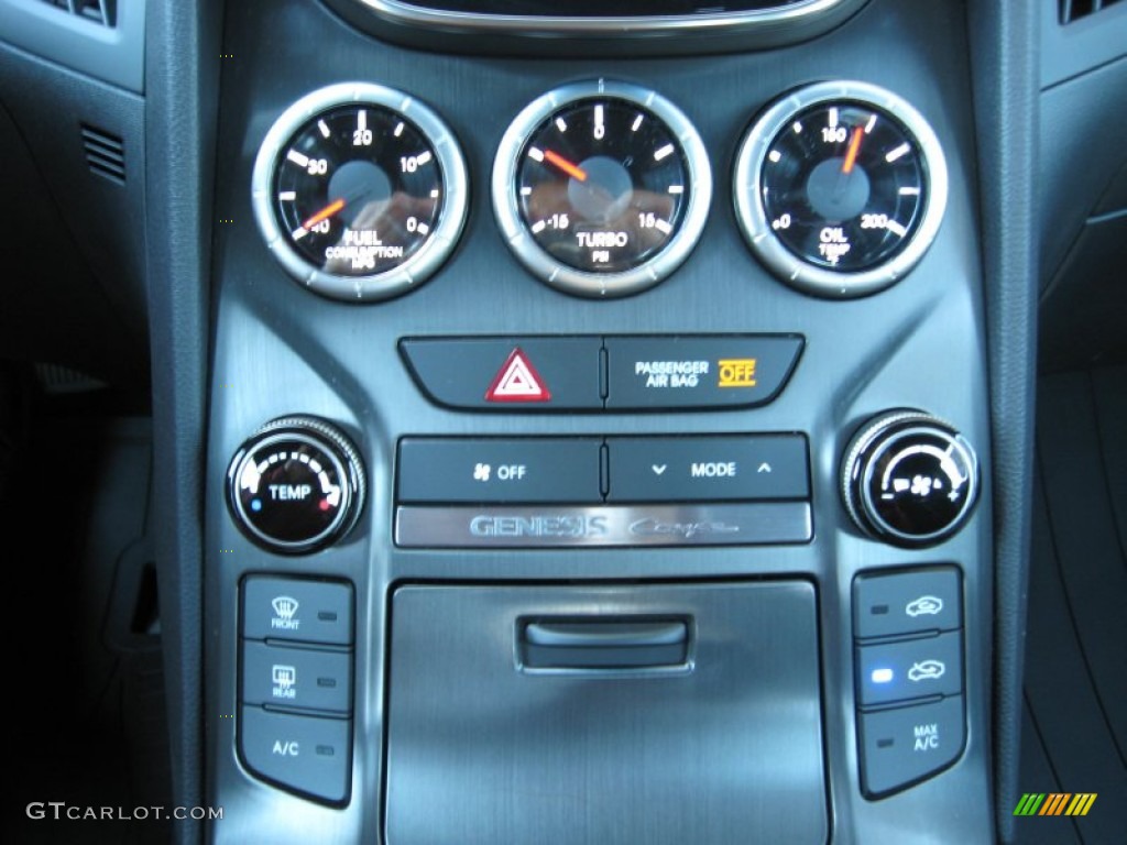 2013 Hyundai Genesis Coupe 2.0T Controls Photo #73376811