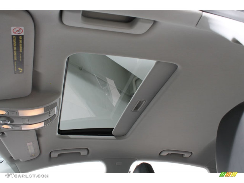 2010 Audi S6 5.2 quattro Sedan Sunroof Photos