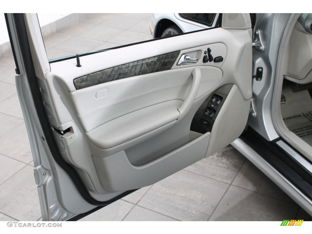 2007 Mercedes-Benz C 230 Sport Ash Door Panel Photo #73378769