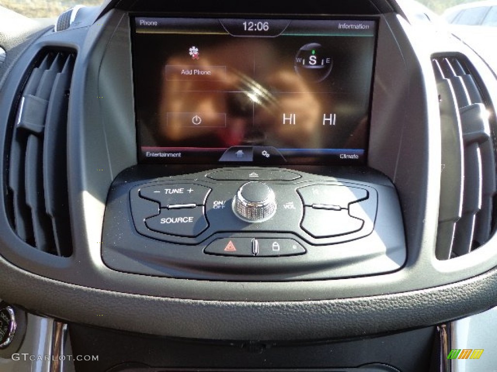 2013 Ford C-Max Hybrid SEL Controls Photo #73381365