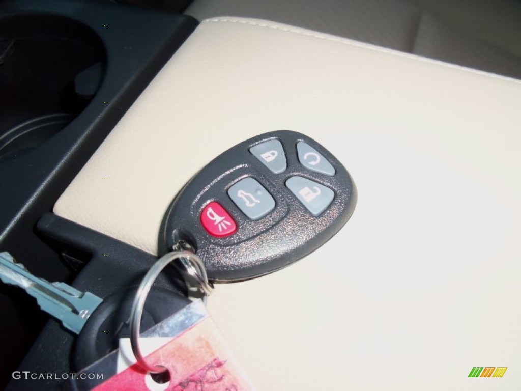 2013 Chevrolet Suburban LS 4x4 Keys Photo #73381943