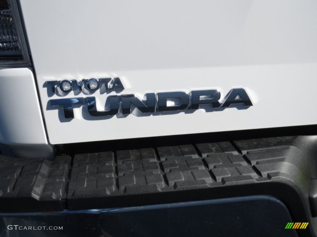 2013 Tundra Double Cab - Super White / Graphite photo #13