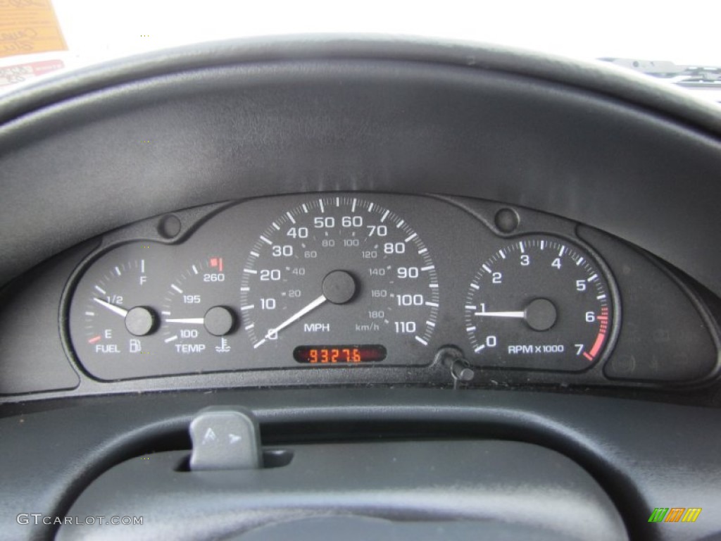 2003 Cavalier Sedan - Arrival Blue Metallic / Graphite Gray photo #13