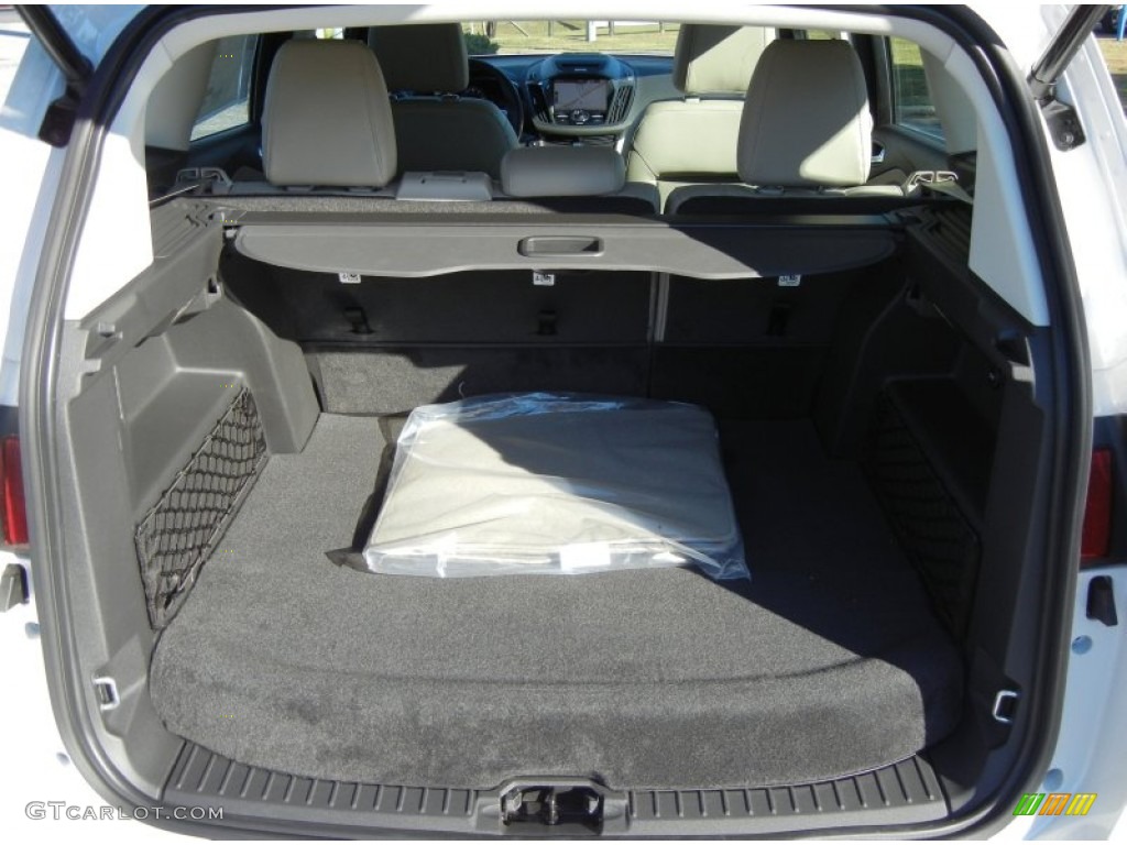 2013 Ford C-Max Hybrid SEL Trunk Photo #73389896