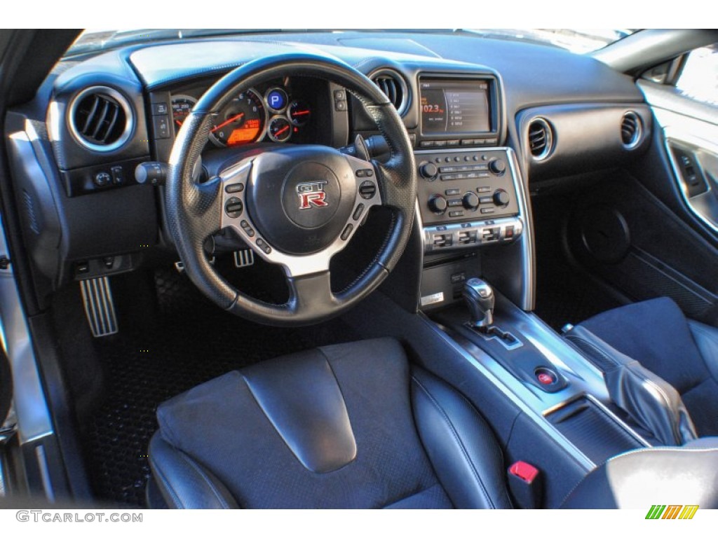 Black Interior 2009 Nissan GT-R Premium Photo #73394174