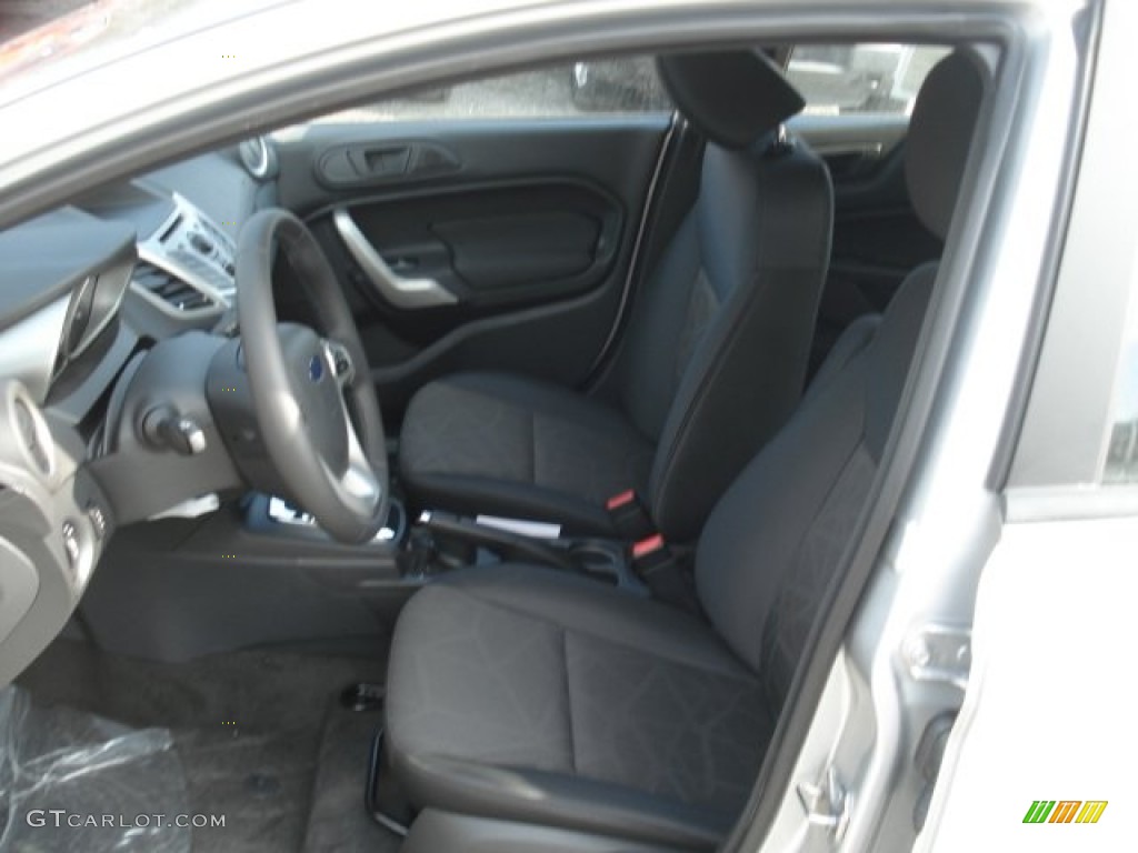 2013 Fiesta SE Hatchback - Ingot Silver / Charcoal Black photo #11