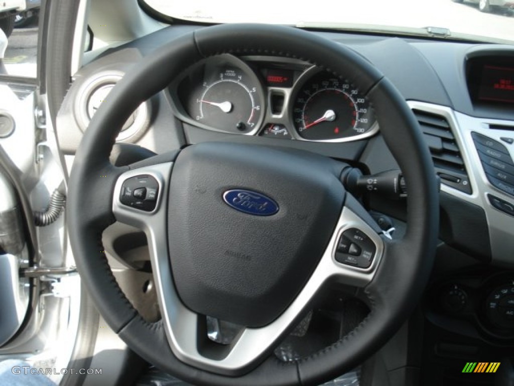 2013 Fiesta SE Hatchback - Ingot Silver / Charcoal Black photo #18
