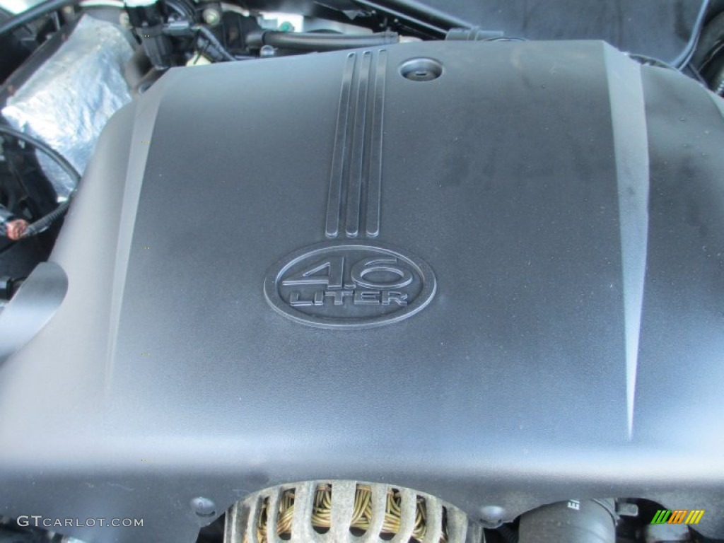 1998 Ford Crown Victoria Sedan 4.6 Liter SOHC 16-Valve V8 Engine Photo #73396793
