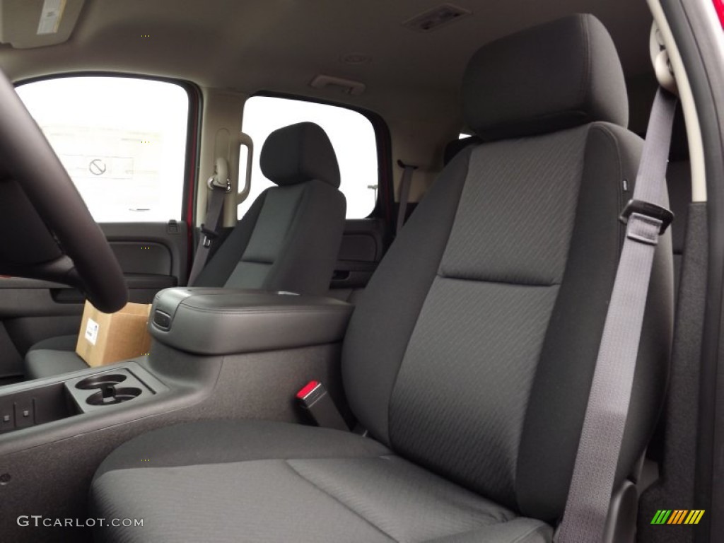 2013 Tahoe LS - Victory Red / Ebony photo #13