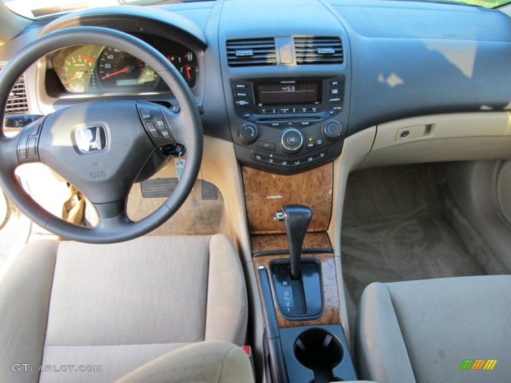 2003 Accord EX Coupe - Taffeta White / Ivory photo #18
