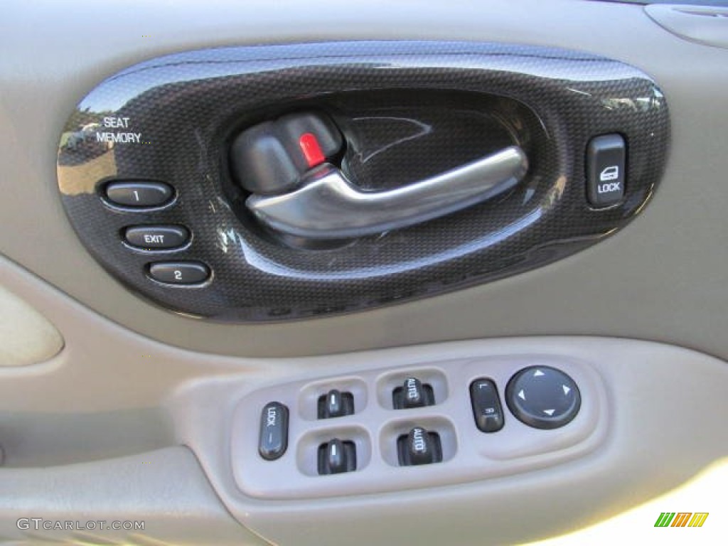 2005 Bonneville GXP - Black / Taupe photo #11
