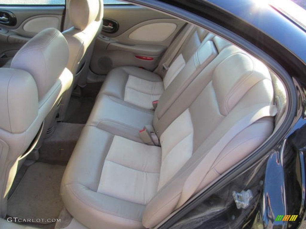 2005 Bonneville GXP - Black / Taupe photo #16