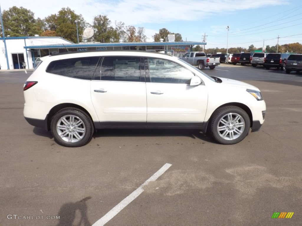 White Diamond Tricoat 2013 Chevrolet Traverse LT Exterior Photo #73401572
