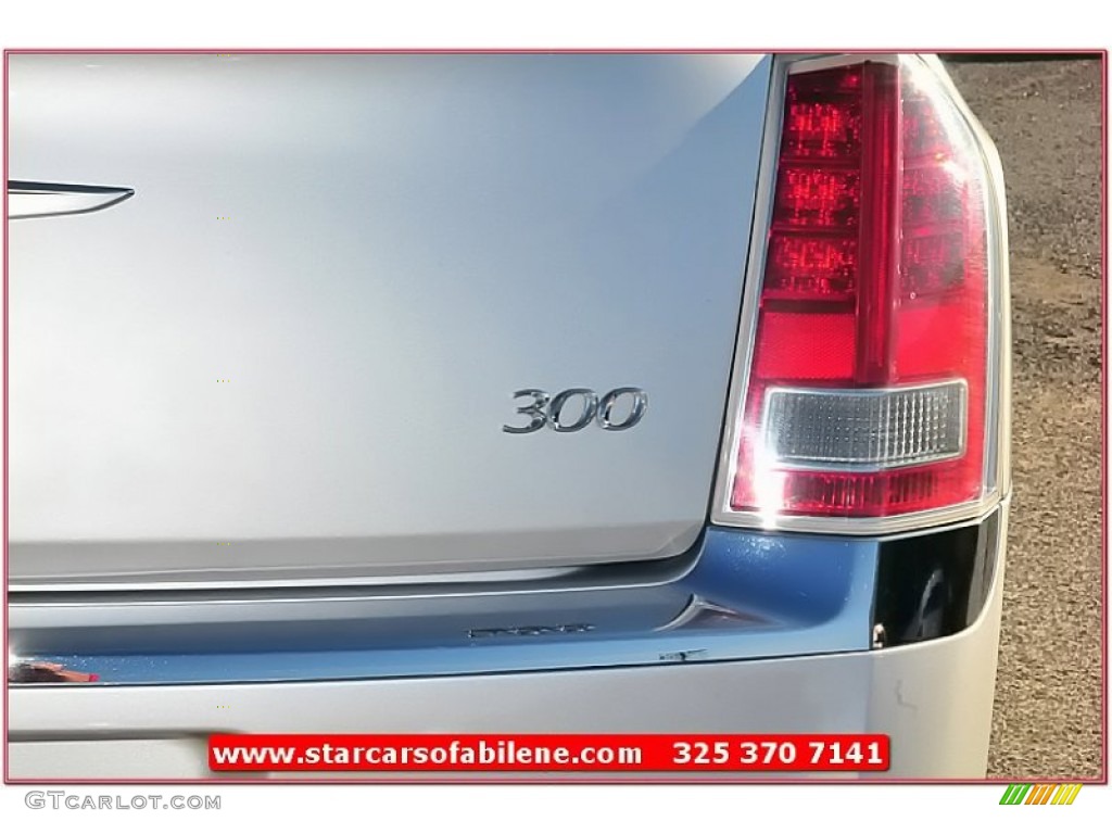 2012 300 Limited - Bright Silver Metallic / Black photo #5
