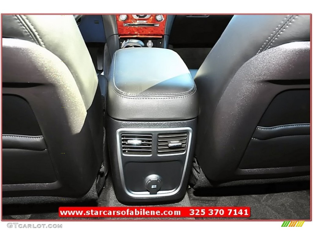 2012 300 Limited - Bright Silver Metallic / Black photo #20