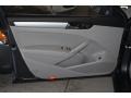 Platinum Gray Metallic - Passat 2.5L SE Photo No. 10