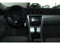 Platinum Gray Metallic - Passat 2.5L SE Photo No. 15