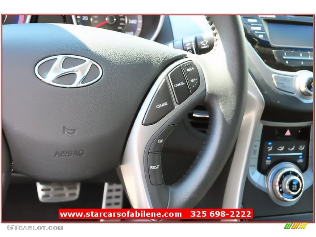 2013 Elantra Coupe SE - Volcanic Red / Black photo #16