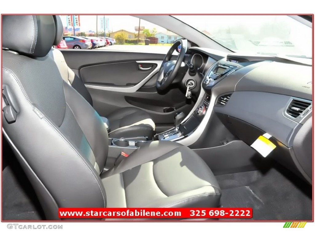 2013 Elantra Coupe SE - Volcanic Red / Black photo #20