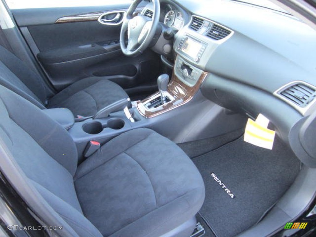 Charcoal Interior 2013 Nissan Sentra SL Photo #73409633