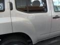 Silver Lightning - Xterra S 4x4 Photo No. 6