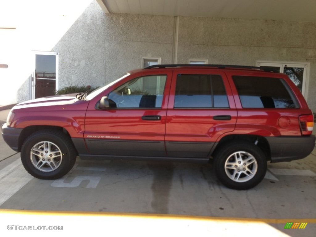 2003 Grand Cherokee Laredo - Inferno Red Tinted Pearlcoat / Sandstone photo #9