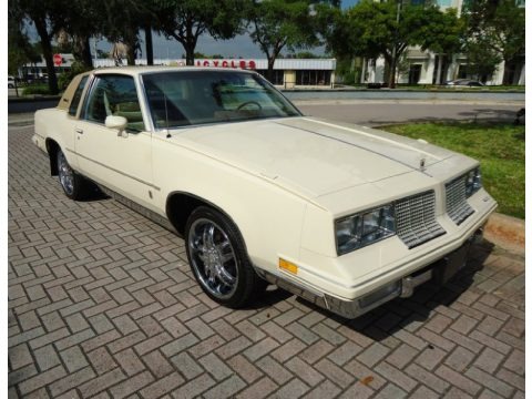 1985 Oldsmobile Cutlass Supreme