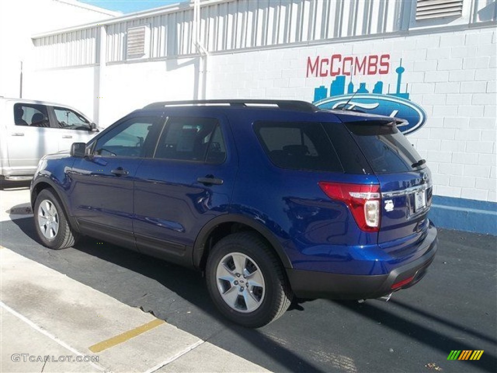 2013 Explorer FWD - Deep Impact Blue Metallic / Medium Light Stone photo #3