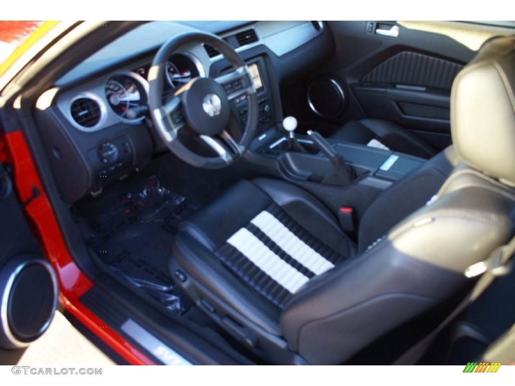 2011 Mustang Shelby GT500 SVT Performance Package Coupe - Race Red / Charcoal Black/White photo #14