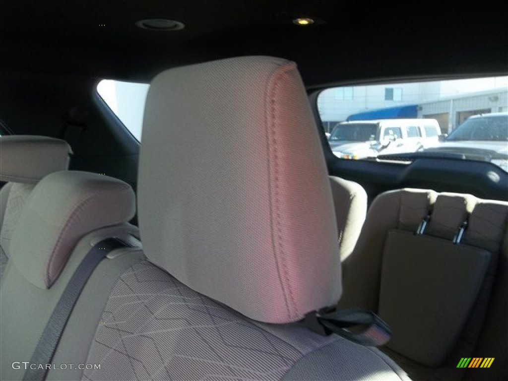 2013 Explorer FWD - Deep Impact Blue Metallic / Medium Light Stone photo #24