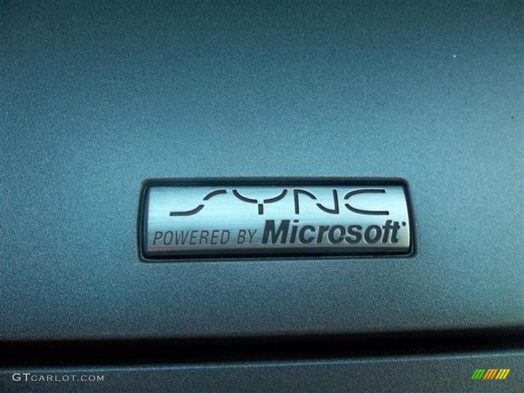 2013 Explorer FWD - Deep Impact Blue Metallic / Medium Light Stone photo #61